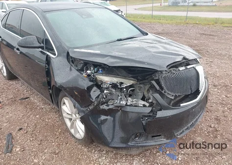 2015 Buick Verano Leather Group из США, поврежденный, VIN 1G4PS5SK8F4205180